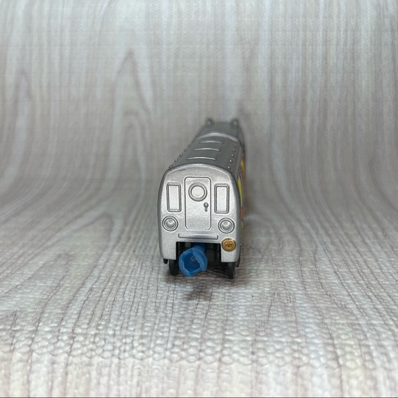 2010 Emery Chuggington Die-cast Metal Train - Picture 4 of 8